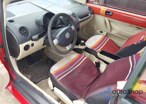 2006 Volkswagen New Beetle Convertible z USA, uszkodzony, nr VIN 3VWPF31Y36M311914